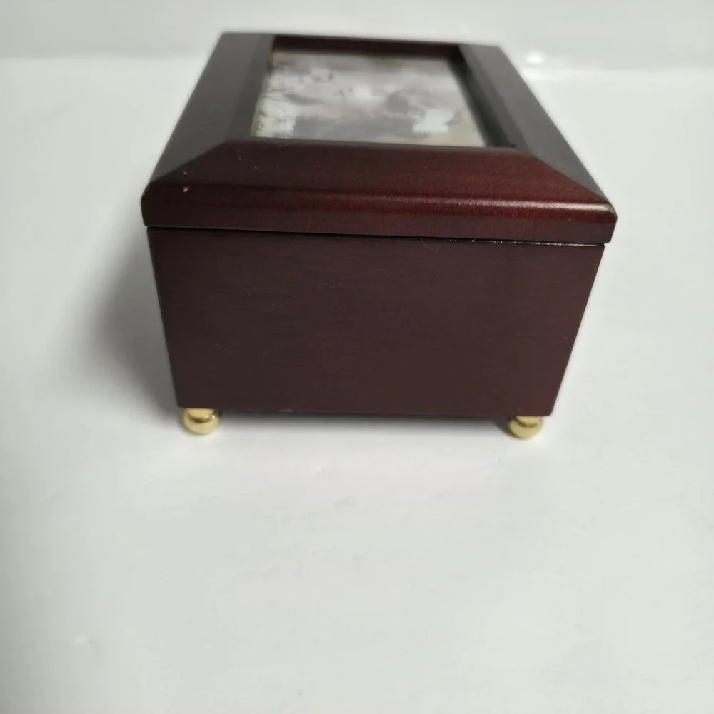 Jordan Mark Wooden Musical Jewelry Box Mahogany Finish Keepsake Photo Frame Lid